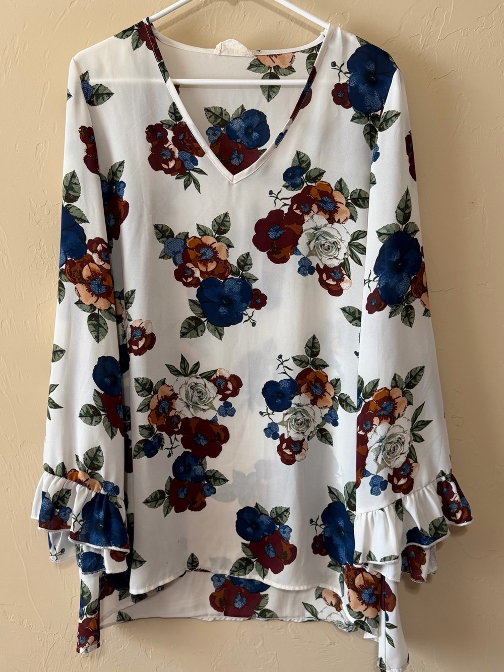 Floral V-Neck Ruffle-Sleeve Blouse in White with Blue & Rust Flowers